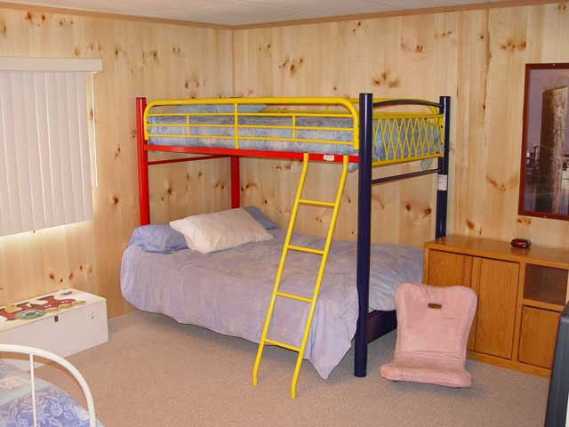 pubGallery/gal/Interior_pictures/KidsRoom2.jpg